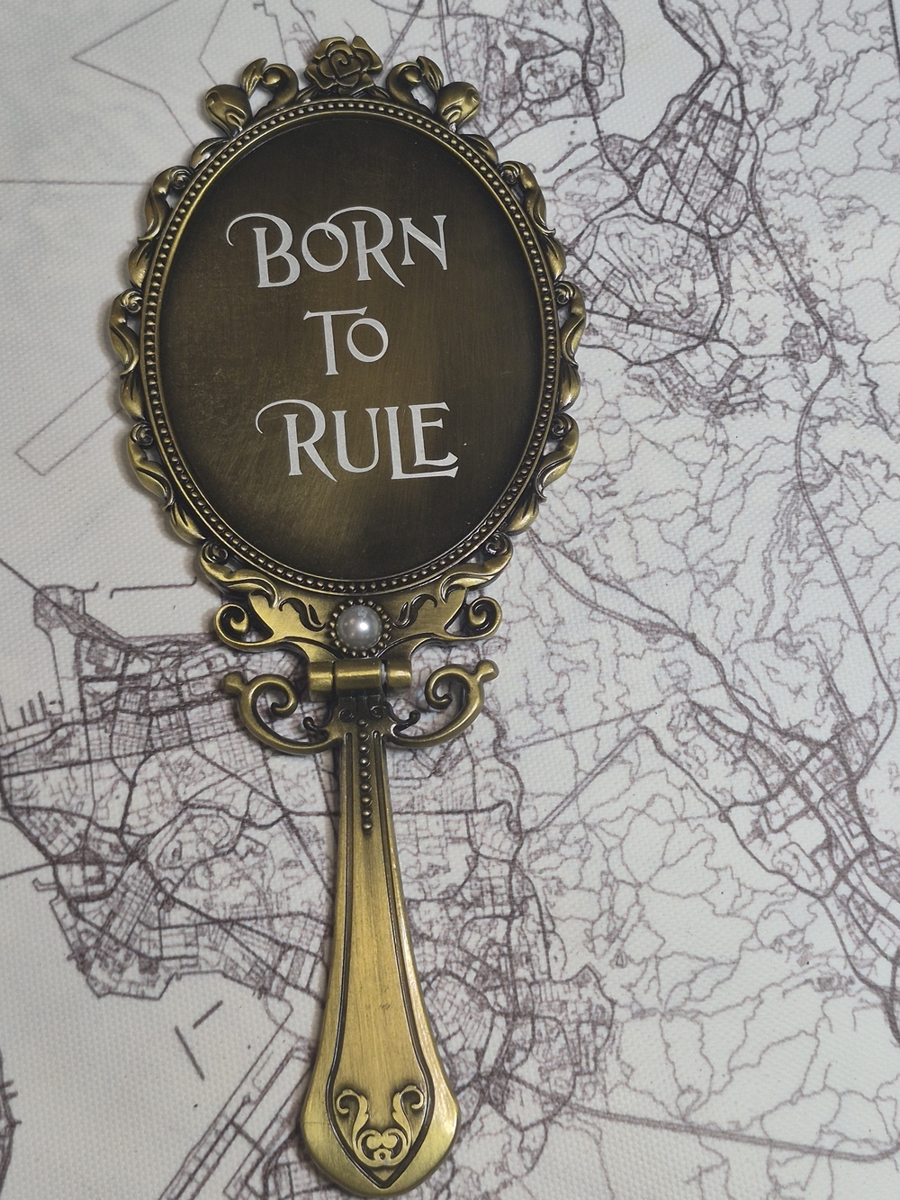 Vintage Gold Oval Wall Plaque - "Born to Rule"